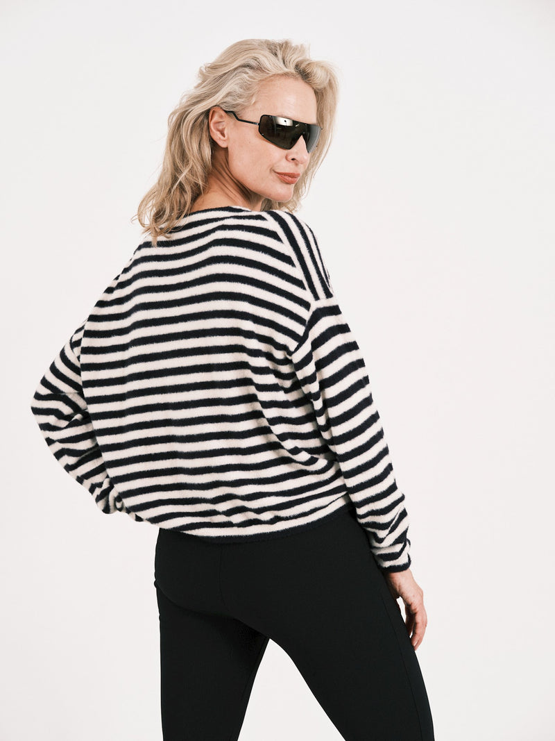 KNIT SOFT STRIPE