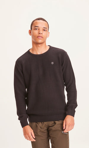 Pique Badge Knit o-neck