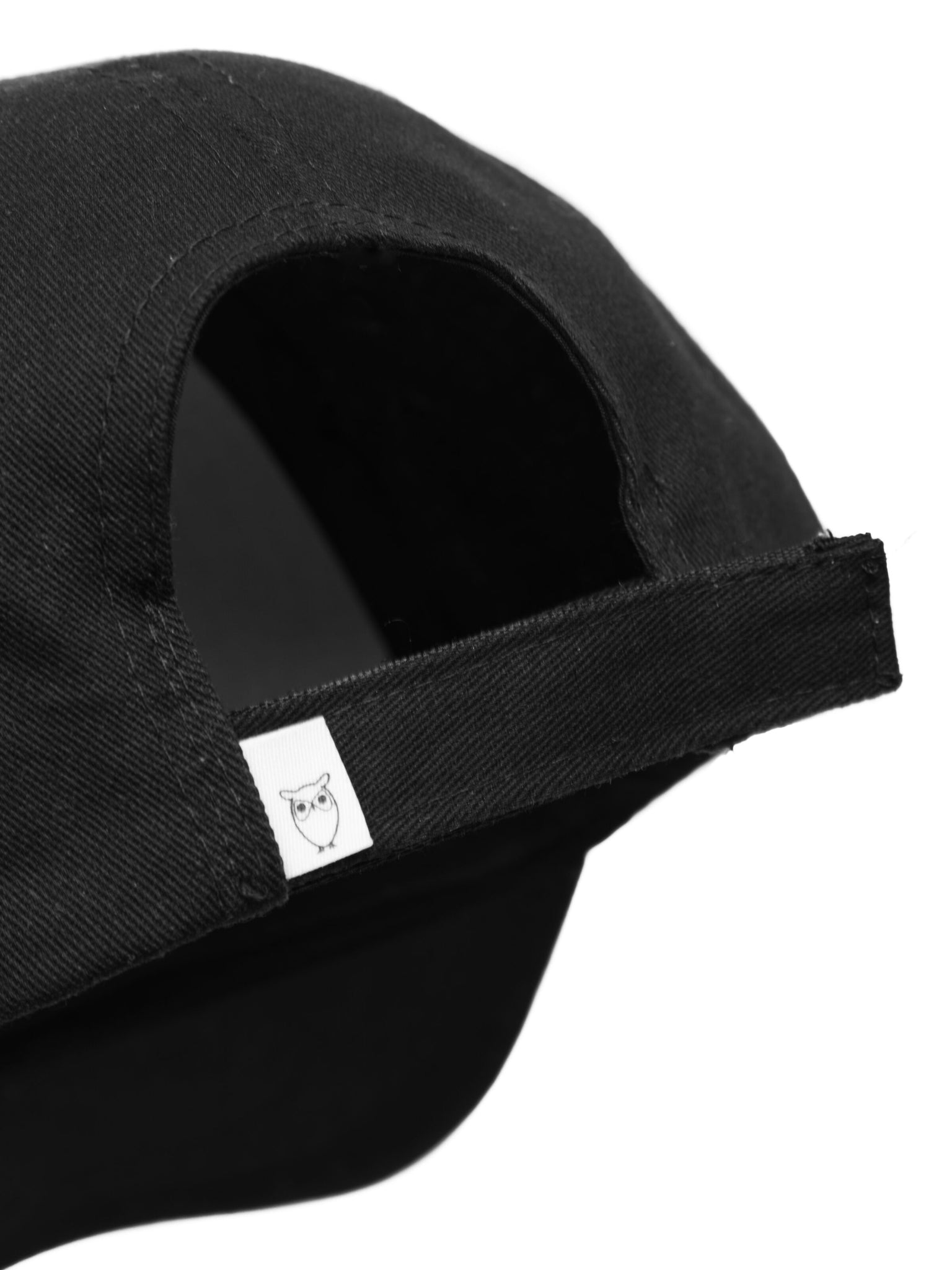 Twill baseball cap with siliconebadge - GOTS/Vegan