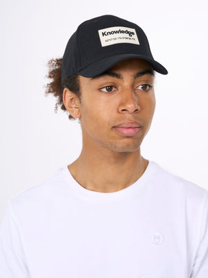 Twill baseball cap with siliconebadge - GOTS/Vegan